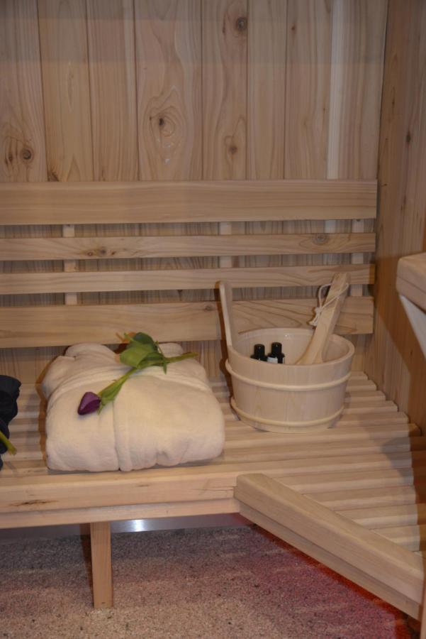 Eifel Kate, Relaxen Mit Sauna Und Whirlpool Dahlem  Bagian luar foto